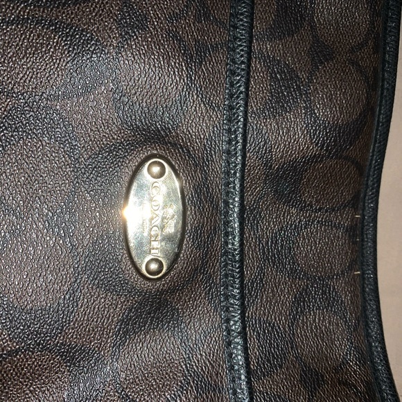 Coach Shoulder Bag - Picture 2 of 4